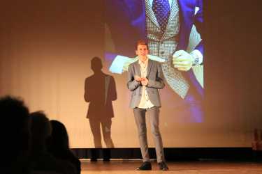 Hüte, Yachten und schnelle Autos Hüte, Yachten und schnelle Autos