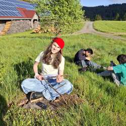 Hüttenwochenende: Drei Tage voller Lachen, Lagerfeuer und echter Gemeinschaft Hüttenwochenende: Drei Tage voller Lachen, Lagerfeuer und echter Gemeinschaft