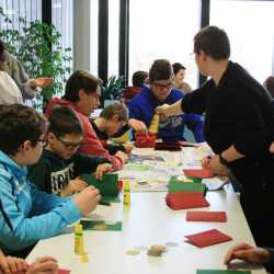 „In der Weihnachtsbäckerei gibt es manche Leckerei…“ „In der Weihnachtsbäckerei gibt es manche Leckerei…“