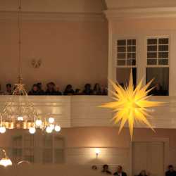 Zinzendorfschulen gestalten feierliche Singstunde Zinzendorfschulen gestalten feierliche Singstunde