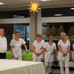 Langjährige Mitarbeiter geehrt Langjährige Mitarbeiter geehrt