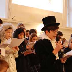 Adventskonzert begeistert das Publikum Adventskonzert begeistert das Publikum