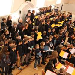 Berührende Singstunde zum Advent Berührende Singstunde zum Advent