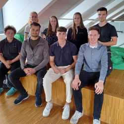 Ausbildung oder Studium – Welcher Weg bietet sich nach der Schule? Ausbildung oder Studium – Welcher Weg bietet sich nach der Schule?