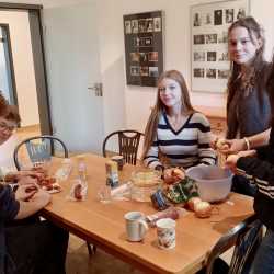 Neue Partnerschule in Bratislava erweitert internationales Austauschprogramm Neue Partnerschule in Bratislava erweitert internationales Austauschprogramm