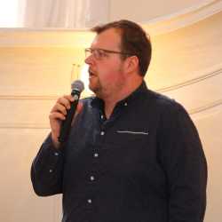 Überzeugendes Frühjahrskonzert der Zinzendorfschulen Überzeugendes Frühjahrskonzert der Zinzendorfschulen