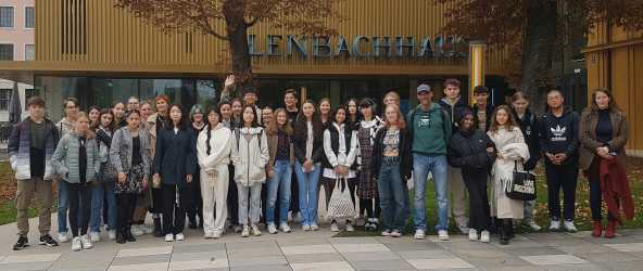 Von antiken Skulpturen bis zur Urban Art – inspirierende Kunstexkursion nach München Von antiken Skulpturen bis zur Urban Art – inspirierende Kunstexkursion nach München