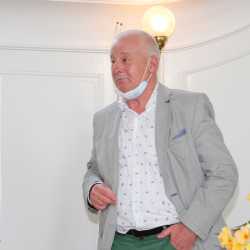 Abschied von teils langjährigen Mitarbeitenden Abschied von teils langjährigen Mitarbeitenden