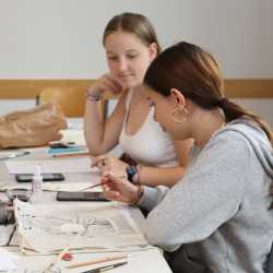 Projekttage bieten bunte Vielfalt beim „Markt der Möglichkeiten“ Projekttage bieten bunte Vielfalt beim „Markt der Möglichkeiten“