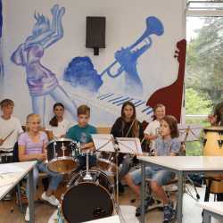 Projekttage bieten bunte Vielfalt beim „Markt der Möglichkeiten“ Projekttage bieten bunte Vielfalt beim „Markt der Möglichkeiten“