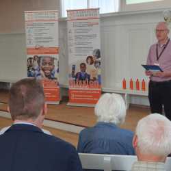 Herrnhuter Missionshilfe tagt in Königsfeld und besucht das Schulwerk Herrnhuter Missionshilfe tagt in Königsfeld und besucht das Schulwerk