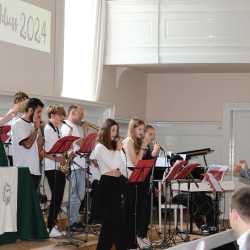 Mittlere Reife: Etappenziel auf dem Weg in die Zukunft Mittlere Reife: Etappenziel auf dem Weg in die Zukunft