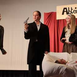 „Mord im Orient-Express“ – Spannung, Talent und Leidenschaft auf der Bühne „Mord im Orient-Express“ – Spannung, Talent und Leidenschaft auf der Bühne