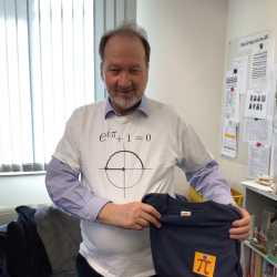 Pi-Tag mit Videos, Spielen und Kuchen Pi-Tag mit Videos, Spielen und Kuchen