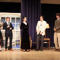 „Mörderische Séance“: Ein spannendes Kammerspiel voller Überraschungen und Humor „Mörderische Séance“: Ein spannendes Kammerspiel voller Überraschungen und Humor