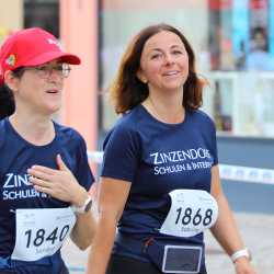 Stadtlauf Villingen: Fünf Zinzendorf-Sportler*innen schaffen jeweils 12 Runden Stadtlauf Villingen: Fünf Zinzendorf-Sportler*innen schaffen jeweils 12 Runden