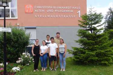 Sozialmanagement-Kurs besucht Seniorenheim Sozialmanagement-Kurs besucht Seniorenheim