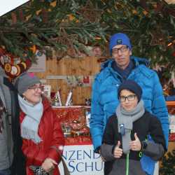 Stand am Weihnachtsmarkt ein toller Erfolg Stand am Weihnachtsmarkt ein toller Erfolg