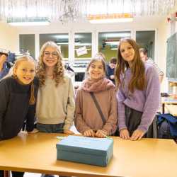 Altbekannte Gesichter beim Altschülertreffen 2024 Altbekannte Gesichter beim Altschülertreffen 2024