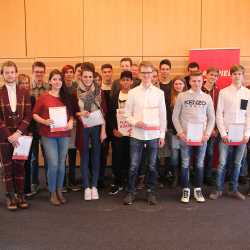 Wirtschaftsgymnasium beim Planspiel Börse platziert Wirtschaftsgymnasium beim Planspiel Börse platziert