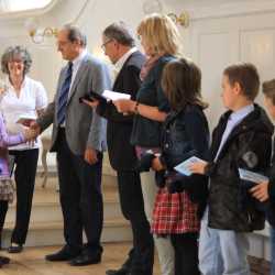 Herzlich willkommen! Schulstart mit drei Gottesdiensten Herzlich willkommen! Schulstart mit drei Gottesdiensten