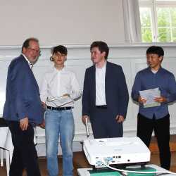 Sechs Einser-Abis an den Zinzendorfgymnasien Sechs Einser-Abis an den Zinzendorfgymnasien