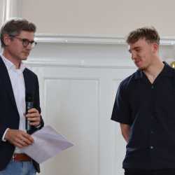 Sechs Einser-Abis an den Zinzendorfgymnasien Sechs Einser-Abis an den Zinzendorfgymnasien