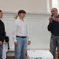 Sechs Einser-Abis an den Zinzendorfgymnasien Sechs Einser-Abis an den Zinzendorfgymnasien