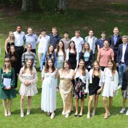 Sechs Einser-Abis an den Zinzendorfgymnasien Sechs Einser-Abis an den Zinzendorfgymnasien