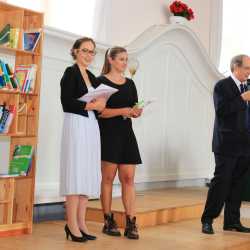 Abiturienten beenden das Kapitel „Schule“ Abiturienten beenden das Kapitel „Schule“