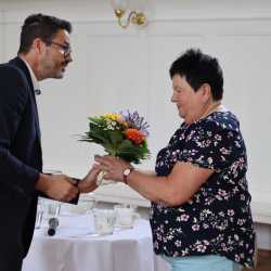 Verabschiedungen in Rente und andere Aufgaben Verabschiedungen in Rente und andere Aufgaben