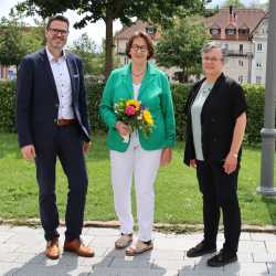 Verabschiedungen in Rente und andere Aufgaben Verabschiedungen in Rente und andere Aufgaben