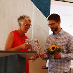 Fachschul-Absolventen wird „Mut zum Absprung“ gemacht Fachschul-Absolventen wird „Mut zum Absprung“ gemacht