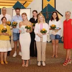 Fachschul-Absolventen wird „Mut zum Absprung“ gemacht Fachschul-Absolventen wird „Mut zum Absprung“ gemacht