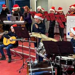 Musikalisch-Künstlerischer Adventsnachmittag Musikalisch-Künstlerischer Adventsnachmittag