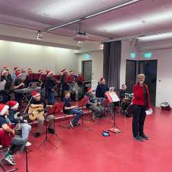 Musikalisch-Künstlerischer Adventsnachmittag Musikalisch-Künstlerischer Adventsnachmittag