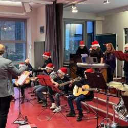 Musikalisch-Künstlerischer Adventsnachmittag Musikalisch-Künstlerischer Adventsnachmittag