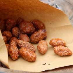 Kulinarischer Weihnachtsmarkt in der Mensa Kulinarischer Weihnachtsmarkt in der Mensa