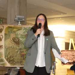 Erinnern. Verbinden. Feiern. – Wo Gemeinschaft über Generationen hinweg lebt Erinnern. Verbinden. Feiern. – Wo Gemeinschaft über Generationen hinweg lebt