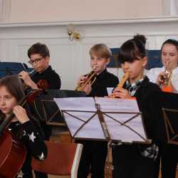 Beeindruckendes Schulkonzert begrüßt den Frühling Beeindruckendes Schulkonzert begrüßt den Frühling
