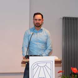 Begrüßungsfeier per Live-Stream Begrüßungsfeier per Live-Stream