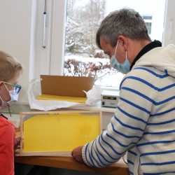 Realschüler lernen bei fachübergreifendem Projekt alles über Wachs Realschüler lernen bei fachübergreifendem Projekt alles über Wachs
