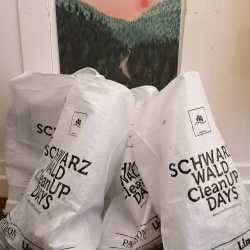 The Journey Begins – Internats-Schülerinnen beteiligen sich an den Schwarzwald CleanUP-Days The Journey Begins – Internats-Schülerinnen beteiligen sich an den Schwarzwald CleanUP-Days