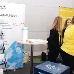 Gelungener Auftakt zur neuen Berufsfindungsmesse Gelungener Auftakt zur neuen Berufsfindungsmesse