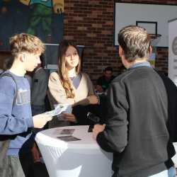 Zukunft im Fokus: Berufsfindungsmesse DateYourJob bringt Klarheit Zukunft im Fokus: Berufsfindungsmesse DateYourJob bringt Klarheit