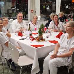 Dank und Anerkennung für langjährige Treue an den Zinzendorfschulen Dank und Anerkennung für langjährige Treue an den Zinzendorfschulen