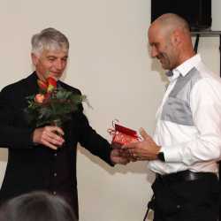 Dank und Anerkennung für langjährige Treue an den Zinzendorfschulen Dank und Anerkennung für langjährige Treue an den Zinzendorfschulen