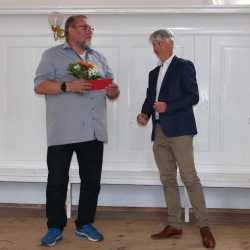 Jubilare gestalten und prägen die Zinzendorfschulen Jubilare gestalten und prägen die Zinzendorfschulen