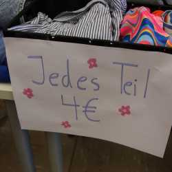 Flohmarkt der Fachschulen für Sozialwesen und Sozialpädagogik: Ein voller Erfolg! Flohmarkt der Fachschulen für Sozialwesen und Sozialpädagogik: Ein voller Erfolg!