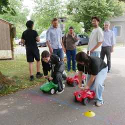 Sommer, Spiel und schöne Erinnerungen – Gartenfest des Internats Sommer, Spiel und schöne Erinnerungen – Gartenfest des Internats
